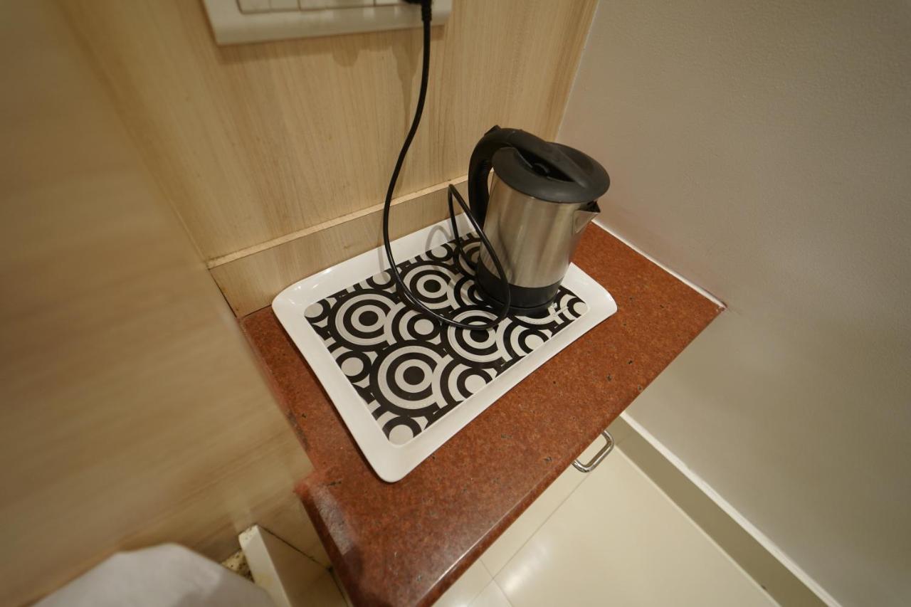 Hotel Palmyra Grand Inn Тирунелвели Екстериор снимка