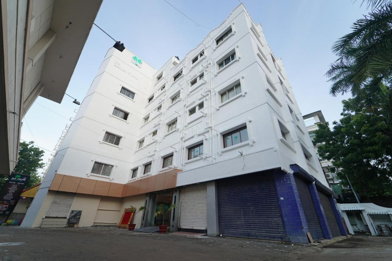 Hotel Palmyra Grand Inn Тирунелвели Екстериор снимка