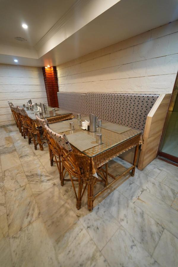 Hotel Palmyra Grand Inn Тирунелвели Екстериор снимка