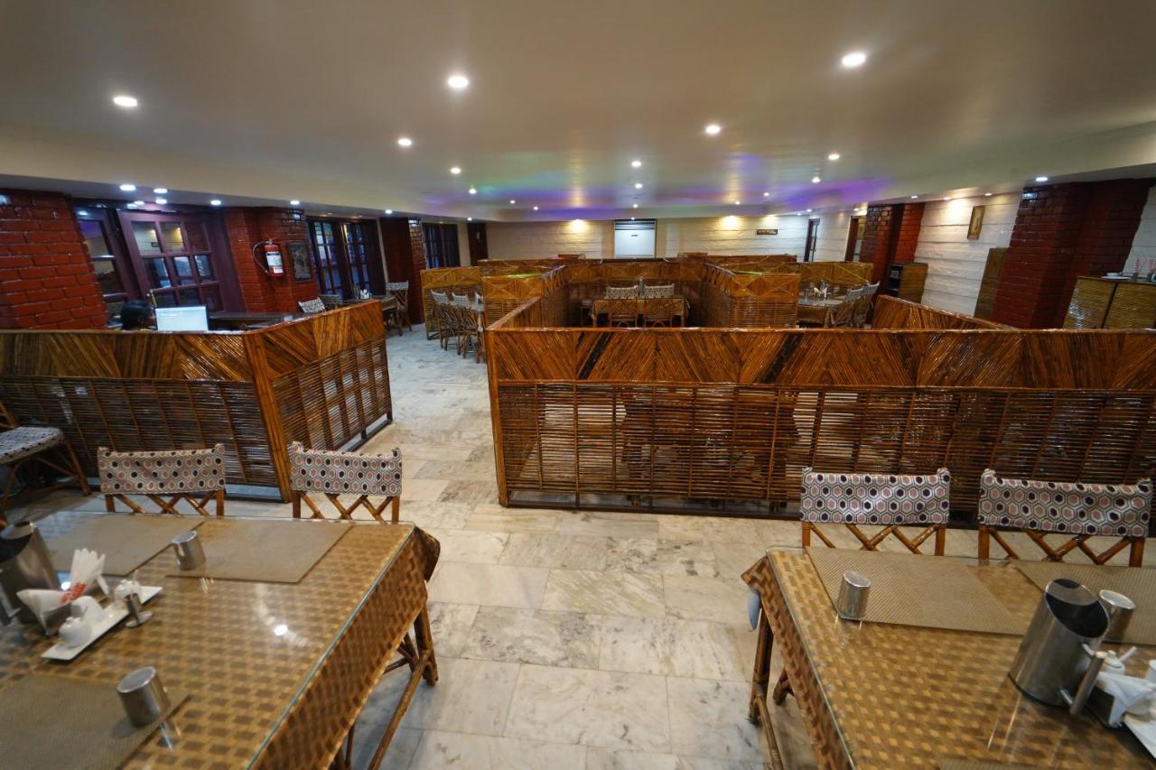 Hotel Palmyra Grand Inn Тирунелвели Екстериор снимка